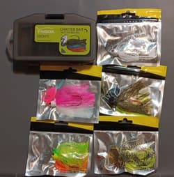 Faisox Fishing Chatterbait Kit with 5 Colorful Lures and Storage Box - Thumbnail 1