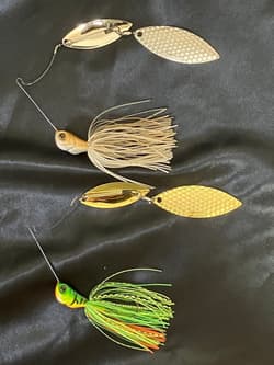 Evergreen D Zone Extreme Spinnerbait 3/4oz Gold/Green/Beige Set of 2 - Thumbnail 1