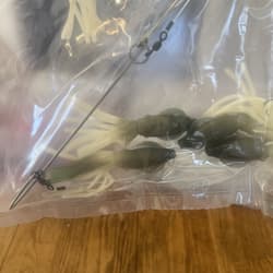 9” Umbrella Rig 4 Arm 11” With 5.5” Squid (9)  8/0 Mustad New Pkg Gray Glow New - Thumbnail 11