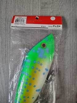 2 NOS NEW Yo-Zuri Bonita 10-3/8 Marlin/Tuna Lures/Small Tear On Packages - Thumbnail 3