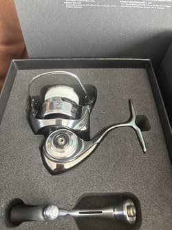 EXIST SF1000S-P Spinning Reel - Thumbnail 2