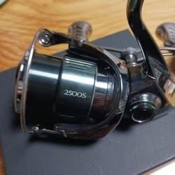 Shimano Stella C3000SDHHG Spinning Reel Japan Pickup Case Included - Thumbnail 3