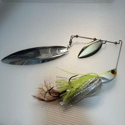 JACKALL Megalodon Spinnerbait 20cm Silver Green Flashing Blade Unused - Thumbnail 1