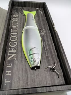 LIMITED Roman Made Negotiator from Japan Glide wood swimbait rare lure NIP HTF 8 - Thumbnail 1