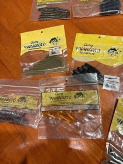 Gary Yamamoto bulk of 17 bags - Thumbnail 5