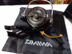 25 Ginrou Daiwa LBQD Rock Fishing Reel - Thumbnail 3