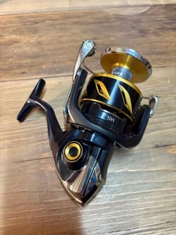 Shimano 20 Stella SW 20000HG Spinning Reel with Box & Accessories Used - Thumbnail 5