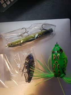 Catchmeister - Fishing Lure, Hooks, Bait, Accessories Set - Thumbnail 5