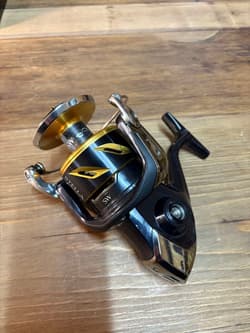 Shimano 20 Stella SW 20000HG Spinning Reel with Box & Accessories Used - Thumbnail 4