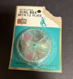 Kmart Fishing Accessories Lot Dial Box Flies Steel Leaders Lure Line Spreader - Thumbnail 2