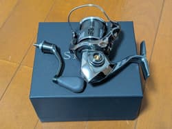 Shimano Stella C2000SHG Spinning Reel Unused No Charger Included - Thumbnail 3