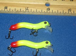 Lot of 2 Strike King Bitsy Wiggler HTF Lures Chartreuse - Thumbnail 1