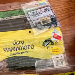 Gary Yamamoto Worms - Thumbnail 3