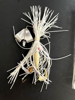 Lot of 4 BUZZBAIT LURES Mixed Colors Bass Fishing with Hand-Made Plastic Cases - Thumbnail 5