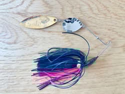 Megabass V Flat Spinnerbait 0.8oz Green Used - Thumbnail 3