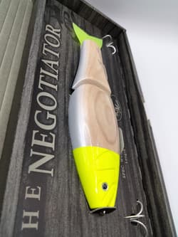 LIMITED Roman Made Negotiator from Japan Glide wood swimbait rare lure NIP HTF 6 - Thumbnail 5