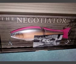 Roman Made Negotiator Limited Color Wood Pink Fishing Bait Swimbait  Japan New - Thumbnail 1