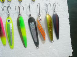 LOT OF 22 SALMON SPOONS AROUND 4" ,ONE RED WHITE & BLUE USA SPOON 3 GLOW IN DARK - Thumbnail 7