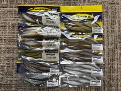 Depth worms 50+ bags + 5 tackle boxes + 2 box cases - Thumbnail 2