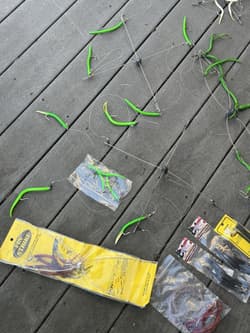 9 Umbrella Rig Trolling Lure Lot Striped Bass Fishing + Replacement Tubes - Thumbnail 5