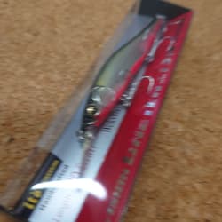 Megabass Ito Vision Oneten+1SW Long Bill Jerkbait for Deeper Swim, Used - Thumbnail 8