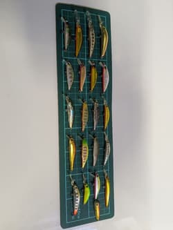 Set of 21 Stream Minnow Plugs - Thumbnail 1