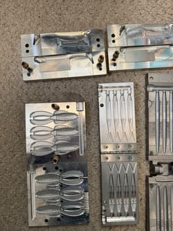 Soft Plastic Bait Making Start Up Kit (used) - Thumbnail 5