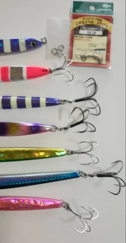 Metal jig set of 7 with fishing accessories - Thumbnail 3