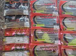 (17 BAGS) STRIKE KING YUM VENOM TUBE JIGS COFFEE TUBES HOT COLORS 🔥  - Thumbnail 3