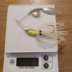 Megabass Spinnerbait White-Yellow 2pcs Silver Blade Metal Plastic Condition Used - Thumbnail 6