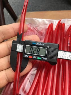 105pc Lot 1/4" Surge Tube Dark Red Striper Jig Hook Teaser 9/0 #1DR Cut 1lb - Thumbnail 3