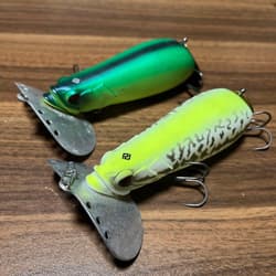 Raid Japan Bull Tank Set Fishing Accessories Used No Singles - Thumbnail 1