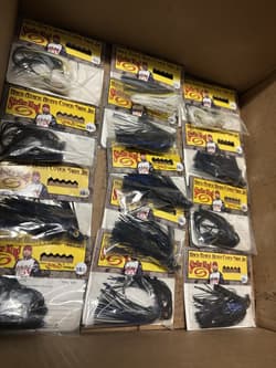 13 Pack Of Strike King Hack Attack Swim Jig Black & Blue/Sexy Shad 3/8oz Lures  - Thumbnail 5