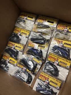 13 Pack Of Strike King Hack Attack Swim Jig Black & Blue/Sexy Shad 3/8oz Lures  - Thumbnail 4