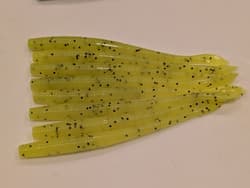 Gary Yamamoto Cut Tail Worm 4 inch Set Chartreuse Lure Set - Thumbnail 3