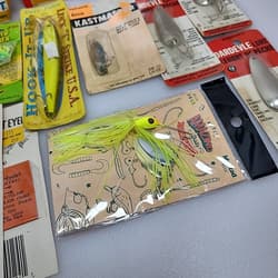 Fishing Lure Lot Vintage Mepps Comet Dardevle Spoon Jigs Jerkbait Spinnerbait - Thumbnail 3