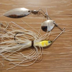 Megabass Spinnerbait White-Yellow 2pcs Silver Blade Metal Plastic Condition Used - Thumbnail 4