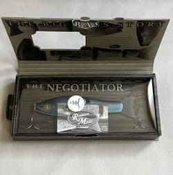 Roman Made Negotiator Guardian Blue Limited Color Swimbait Lure New in Box - Thumbnail 4