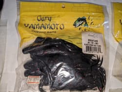 15-bag set of Gary Yamamoto creature baits, craw-type worms, and grub-type - Thumbnail 8