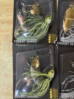 4 Booyah Covert Spinnerbaits 3/8oz.Willowleaf - Thumbnail 3