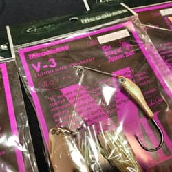 Megabass V-3 Spinnerbait, Brand New, Unused, Set of 4 Japan Import Lure NEW A - Thumbnail 3