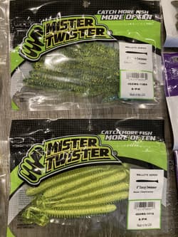 Lot of 48 Sealed Packs Mixed Soft Plastics - Kalin’s - PowerBait Mister Twister - Thumbnail 9