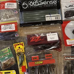 Bass Fishing Soft Plastics Lot (39) Yum Zoom Strike King Keitech 6th Sense - Thumbnail 11