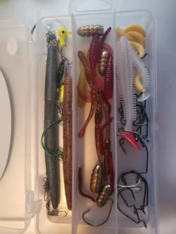 Catchmeister - Fishing Lure, Hooks, Bait, Accessories Set - Thumbnail 7