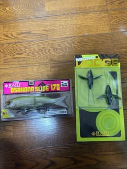 Raid Japan Worm & Lure Set Used Fishing Accessories - Thumbnail 5