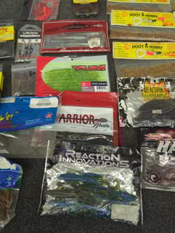 bass fishing soft plastic lot Full Packs-Partial Yum Strike King Prowler #44 - Thumbnail 3