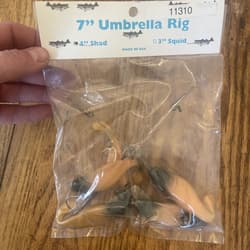 7” Umbrella Rig 4 Arm With 4” Shad (5)  Pearl Black New In Package McKala Blk Hd - Thumbnail 3