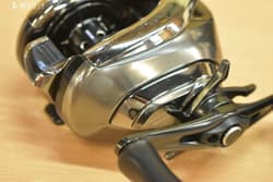 Shimano 16 Antares DC HG Baitcasting Reel Right Hand Japan High-End Bass Fishing - Thumbnail 2