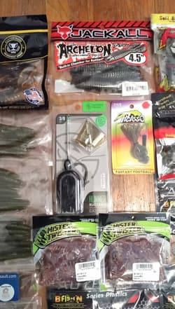 20 Bass Fishing Lures Lot Soft Plastics Jigs Buzzbait Googan Squad Jackall Senko - Thumbnail 3