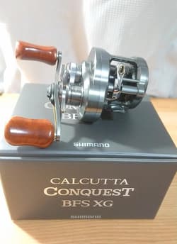 Shimano Calcutta Conquest BFS XG Right Reel 13 BB Saltwater 195g - Thumbnail 2